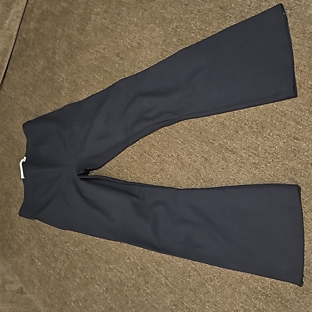 Elaine Kim pants